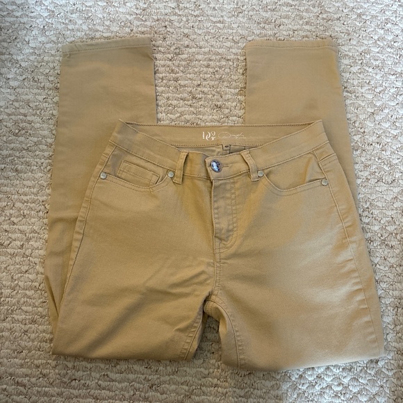 DG2 Diane Gilman women's tan pants - Picture 1 of 4